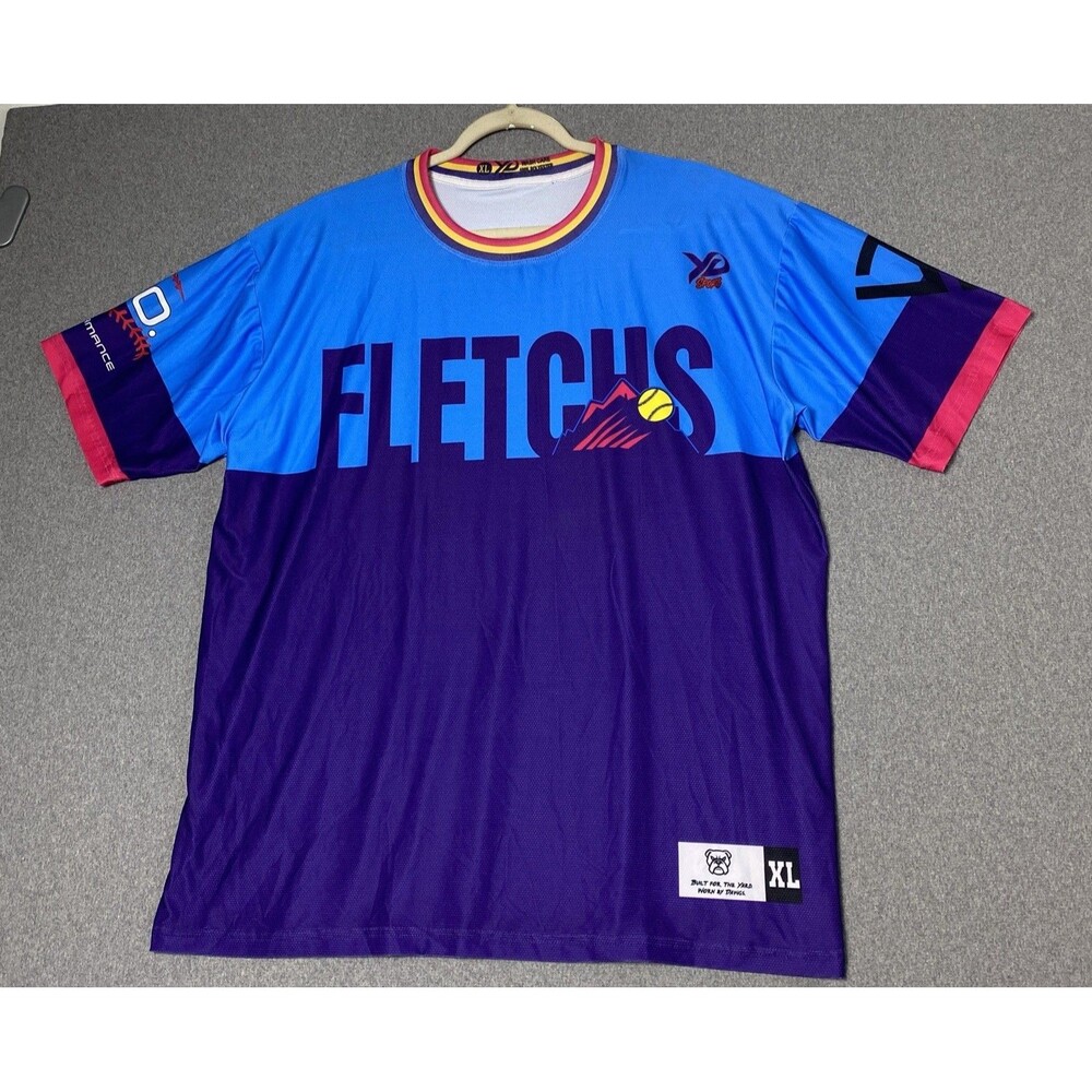 YD Fletchs Performance T-shirt Size XL # 77 Big Hooker